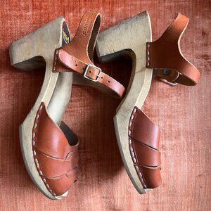 Swedish Hasbeen Sky High Clog Sandals Size 40